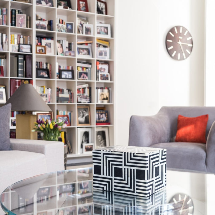 "Geometric" Black and White Horn Inlay Cremation Urn - Modern Memorials